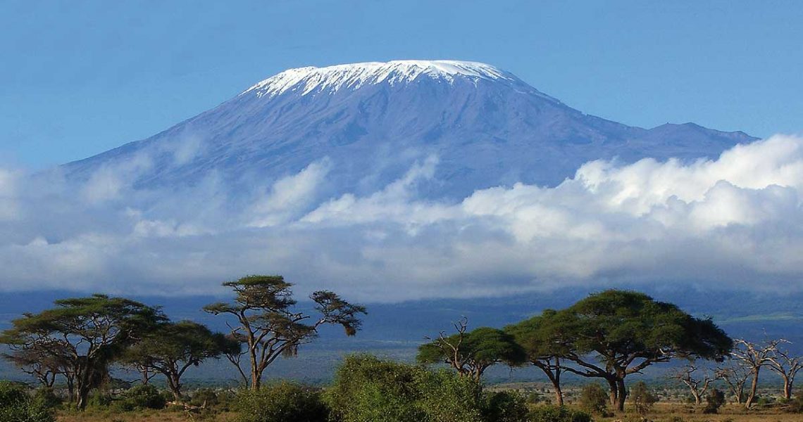 Kilimandscharo – auch vom Tal aus schön anzusehen